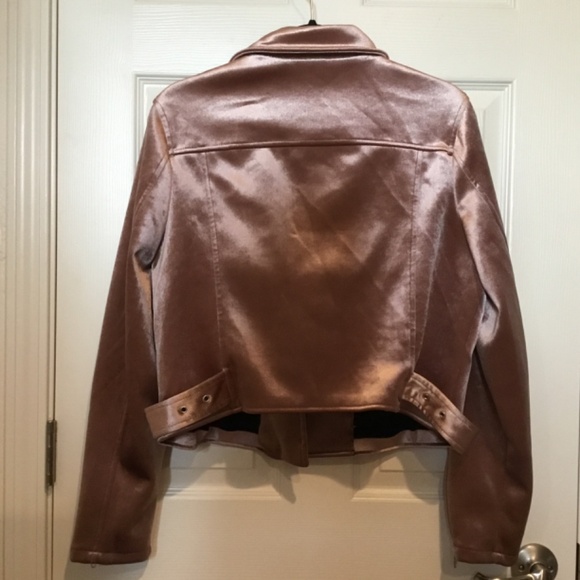 Women’s Venus brand, size xl, rose gold, velvet moto jacket. - Picture 3 of 6